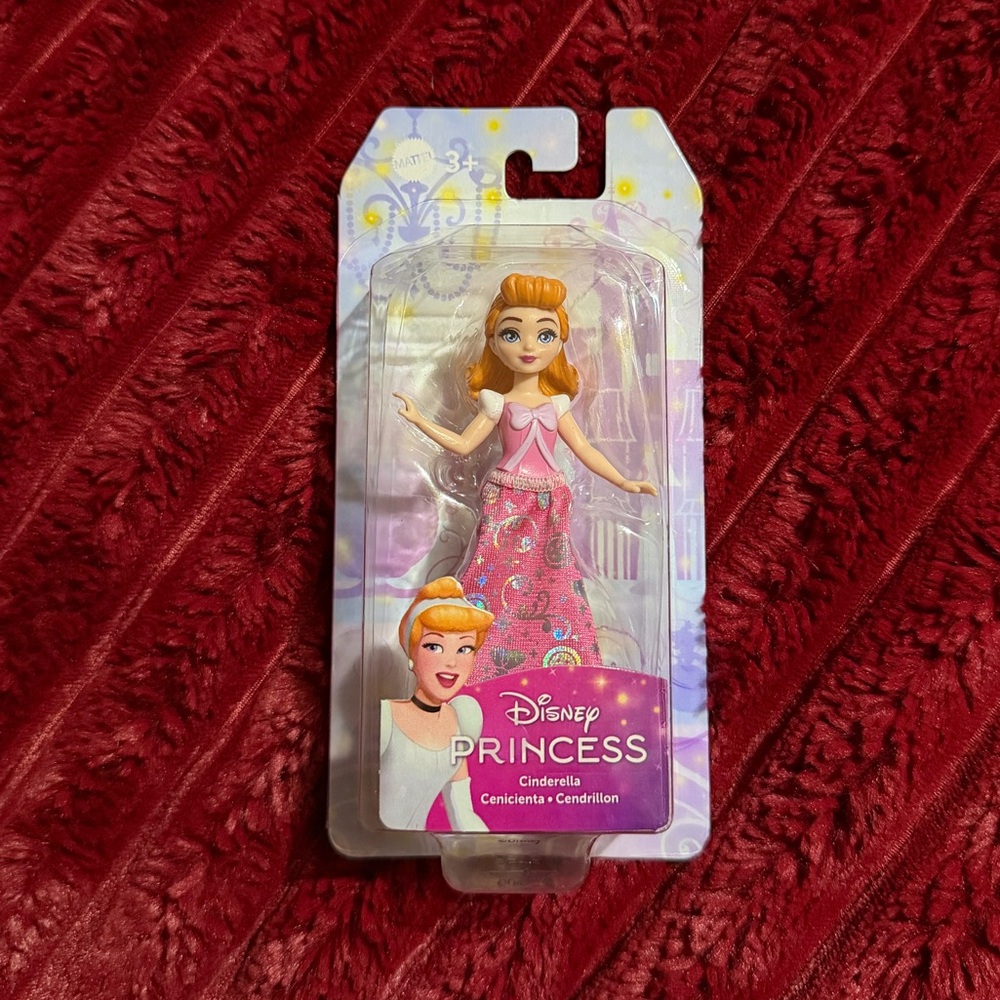 Disney Mini Cinderella Princess Doll in Pink and Orange Outfit